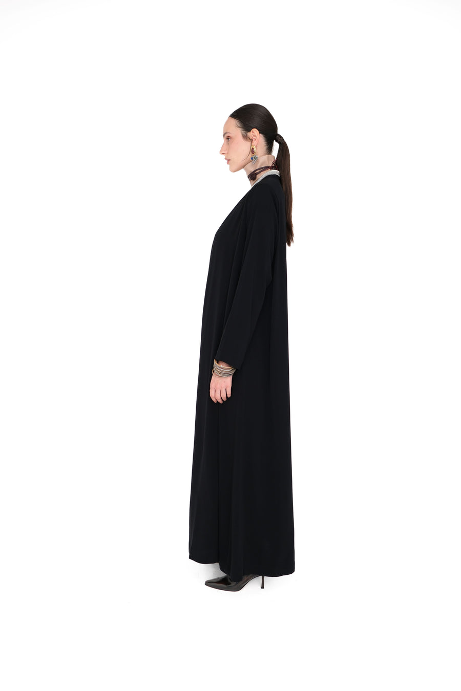 MINIMAL BISHT