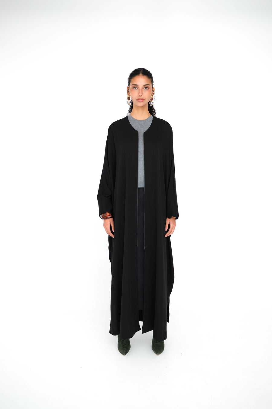 SEMI-CIRCLE ZIPPER BISHT