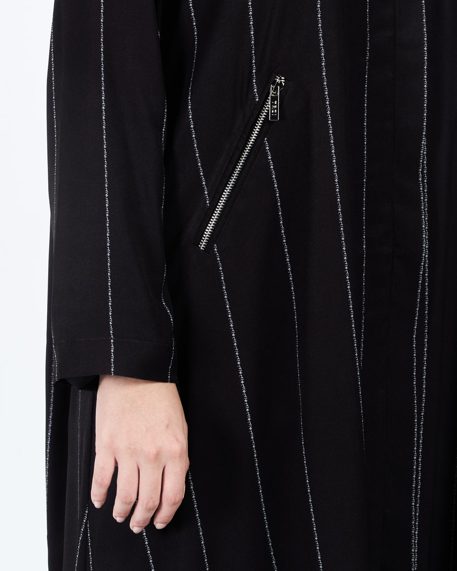 STRIPED DIAGONAL ZIPPER POCKET ABAYA