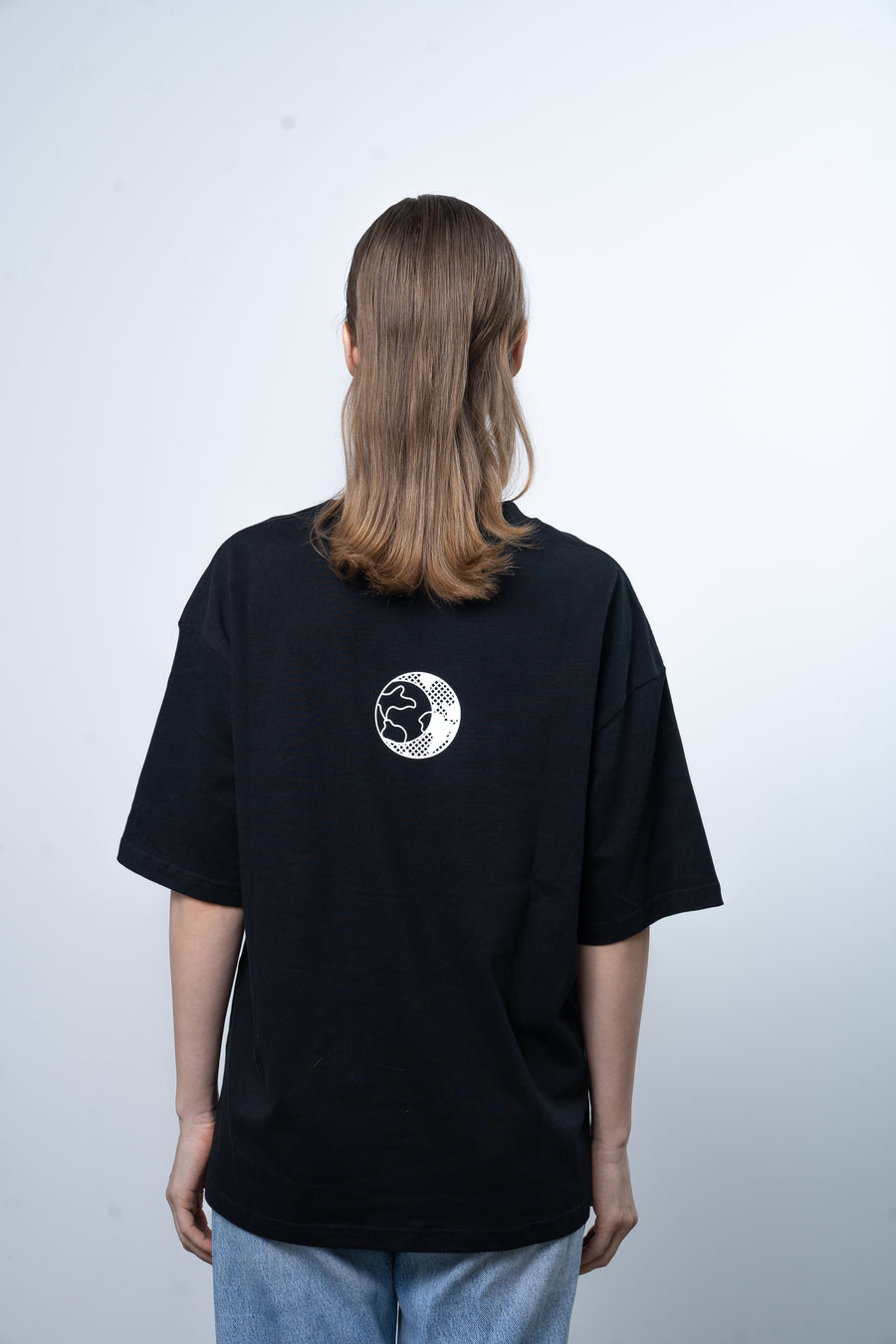 THE EARTH T-SHIRT