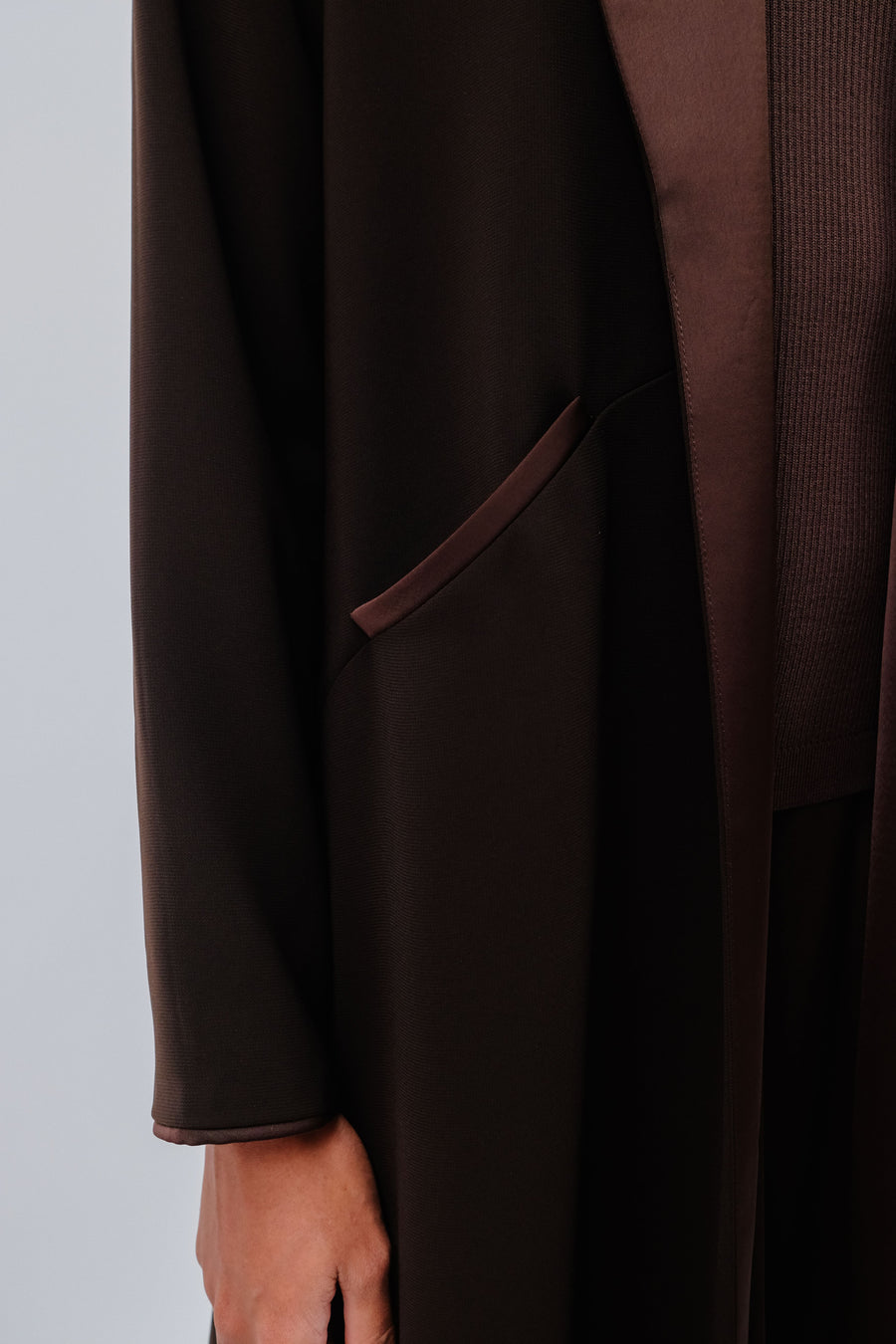 SILK ACCENT BLAZER ABAYA