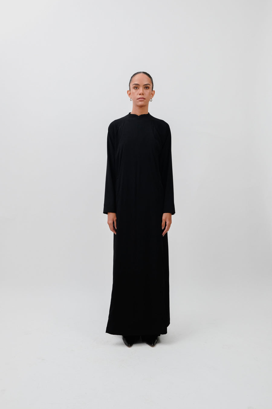 THE RAGLAN ABAYA