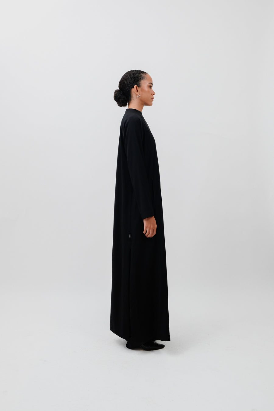 THE RAGLAN ABAYA