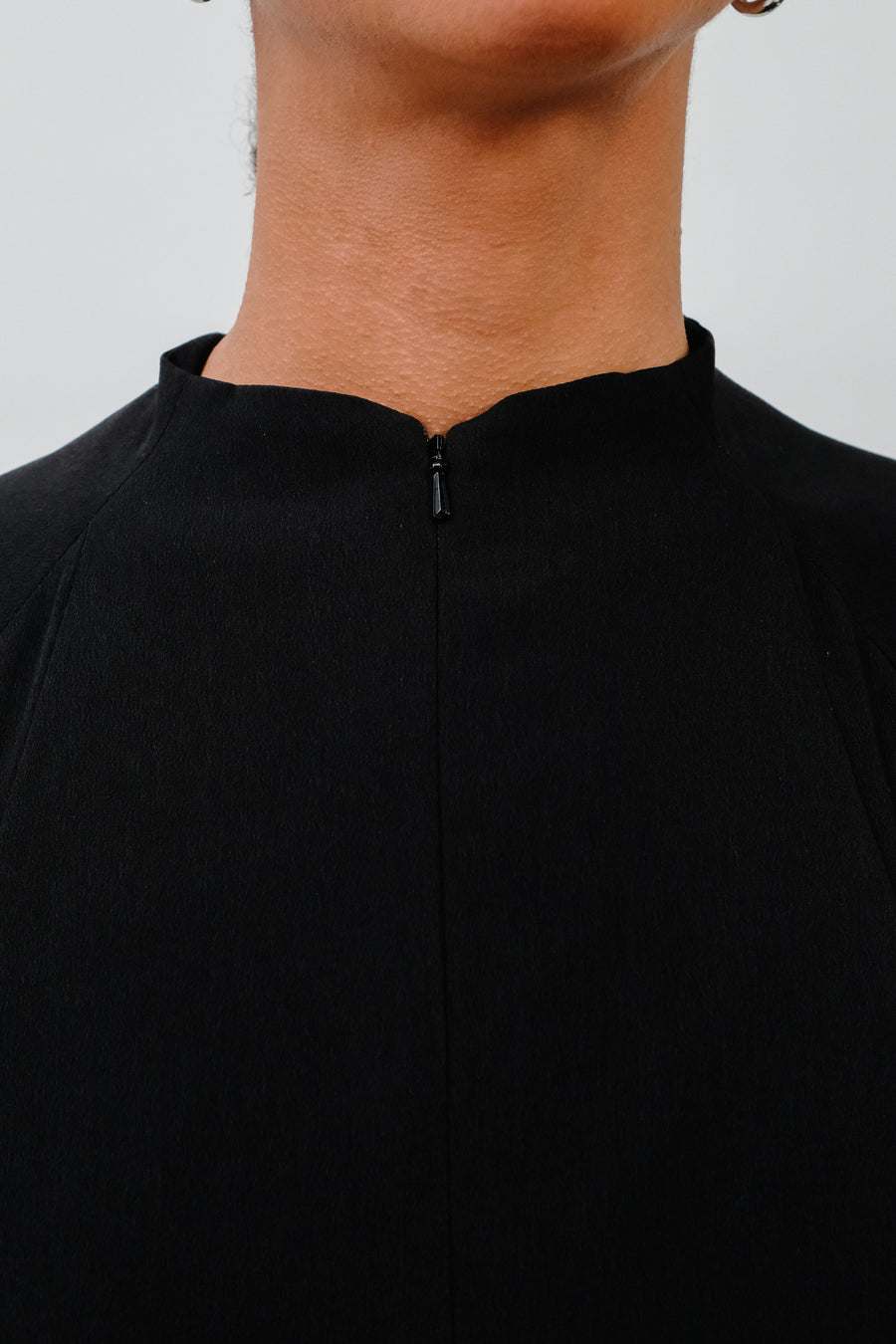 THE RAGLAN ABAYA