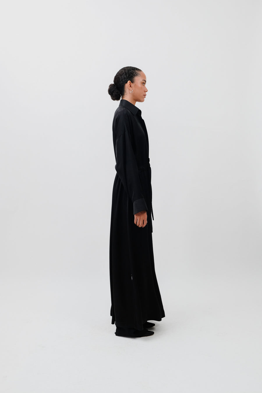 THE DRAWSTRING ABAYA
