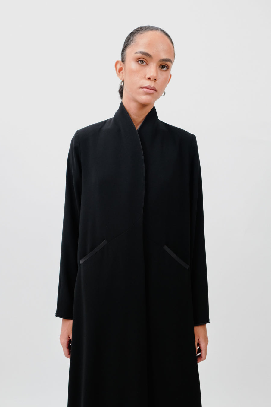 SILK ACCENT BLAZER ABAYA