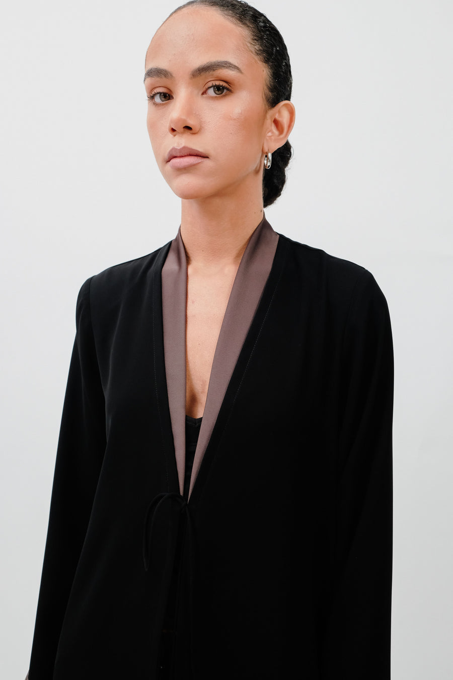 THE FINGERPRINT TIE ABAYA
