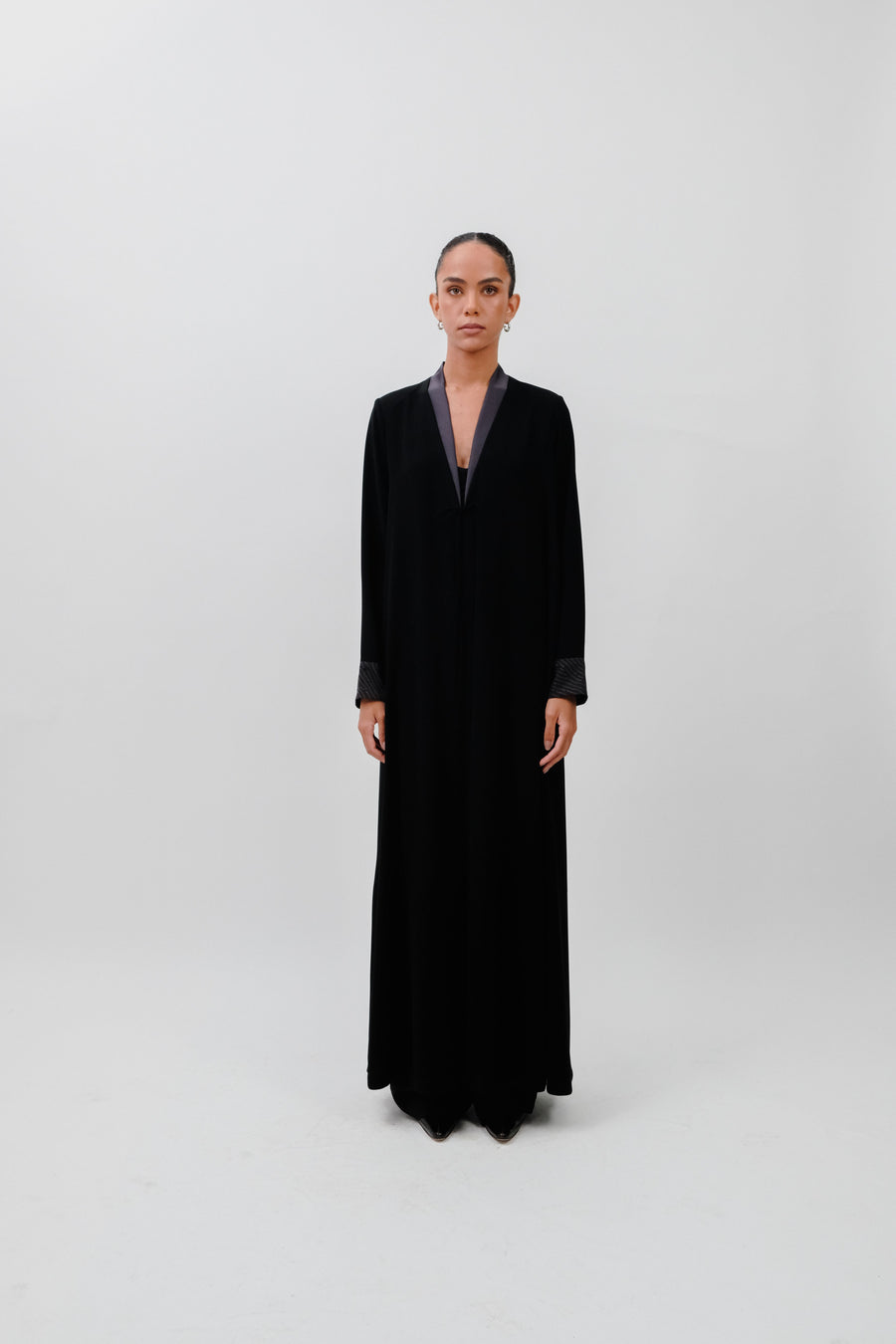 THE FINGERPRINT TIE ABAYA