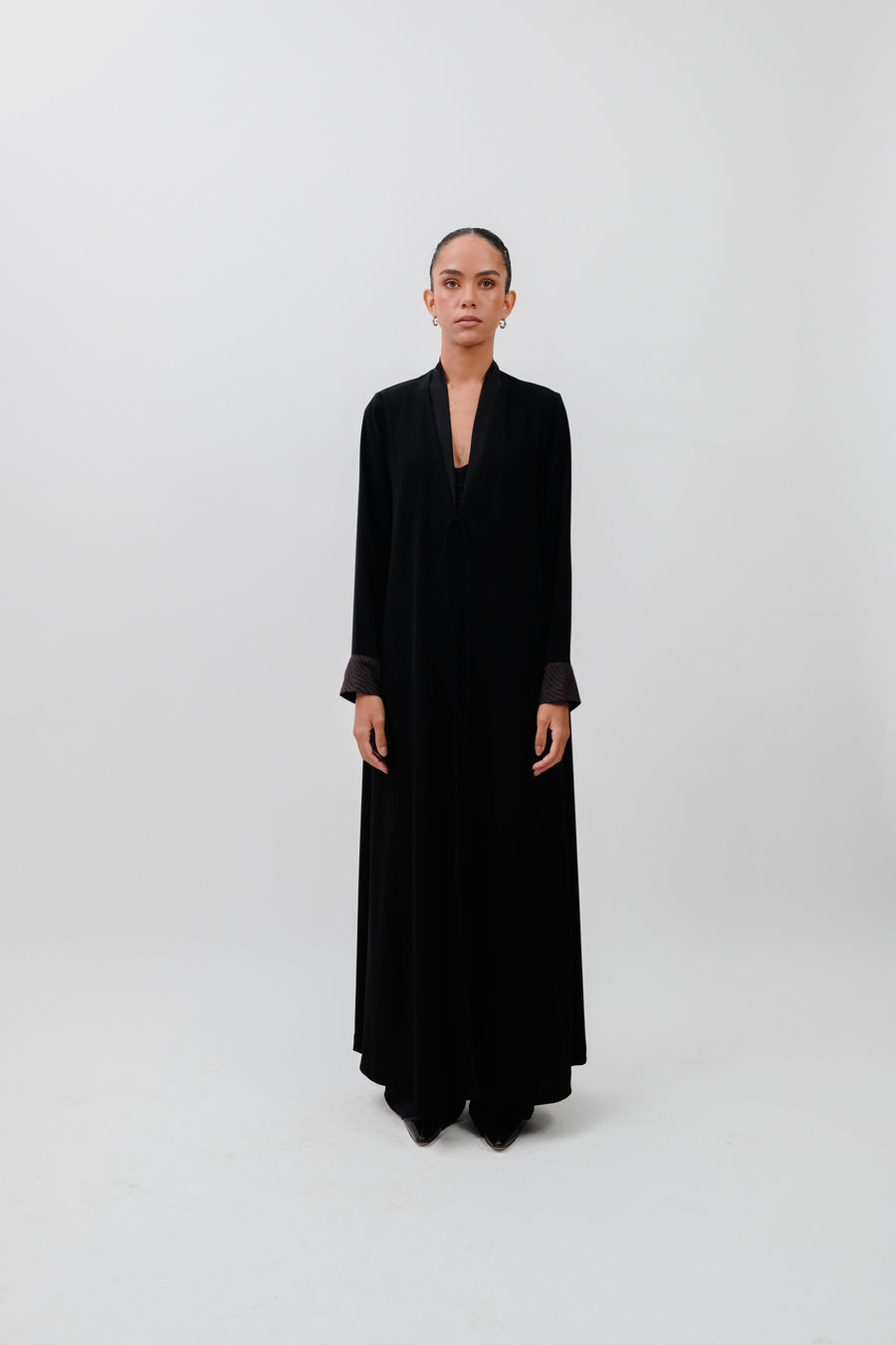 THE FINGERPRINT TIE ABAYA