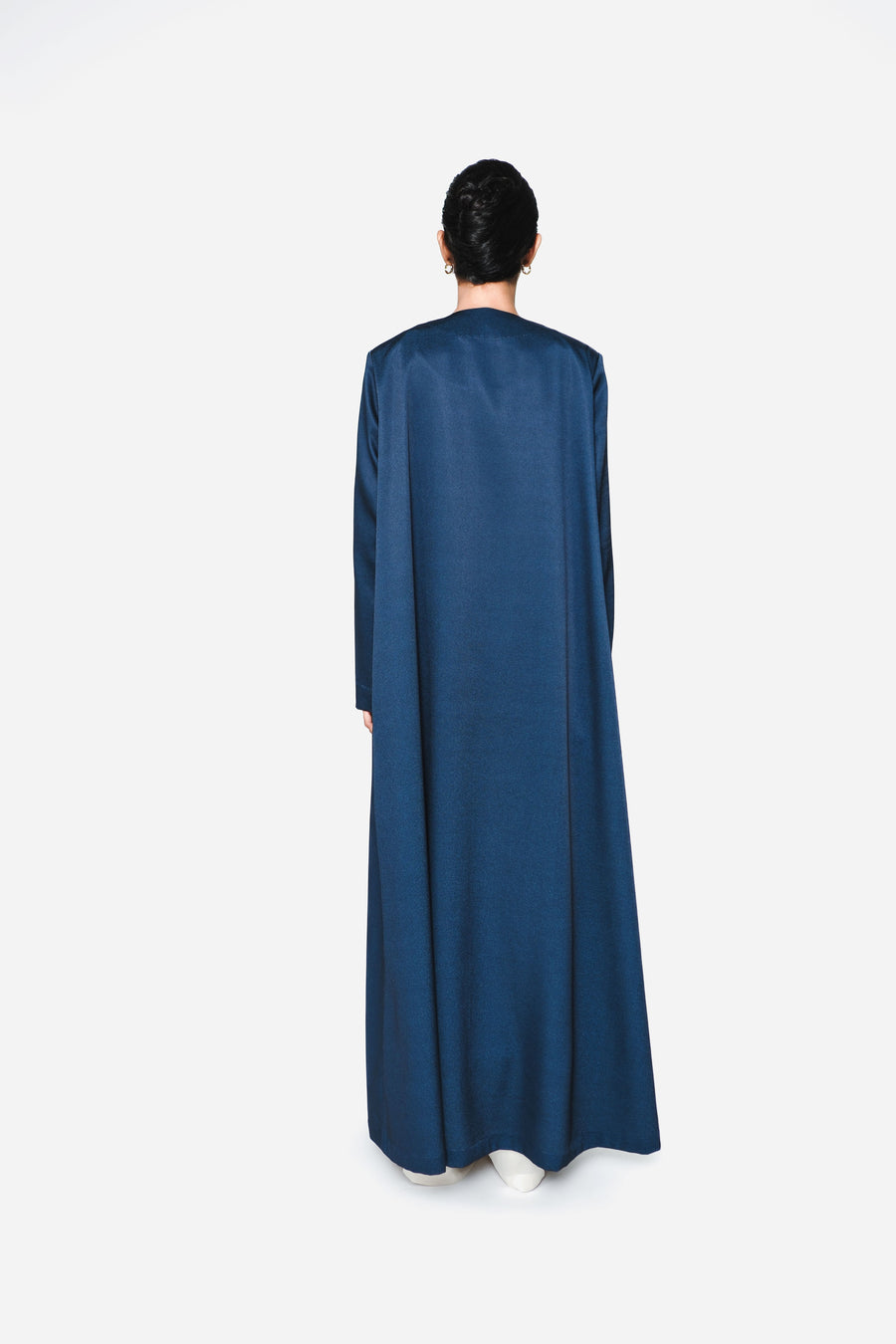 ROUND-NECKLINE PADDED SHOULDERS