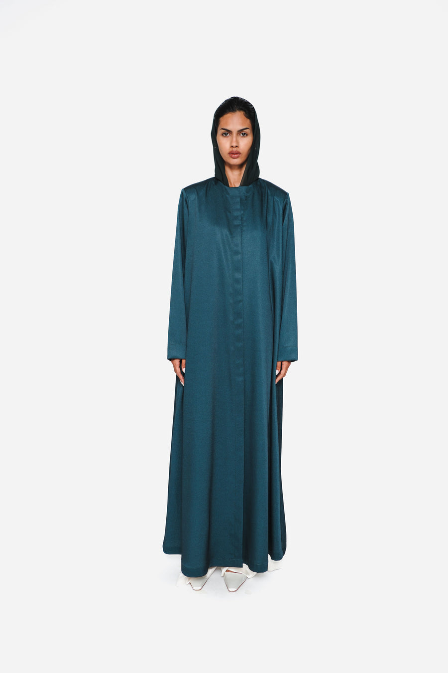 ROUND-NECKLINE PADDED SHOULDERS