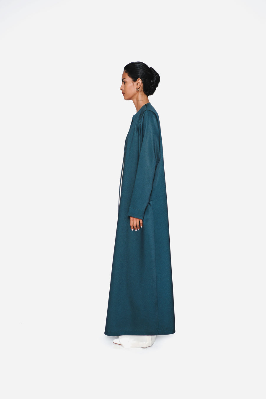 ROUND-NECKLINE PADDED SHOULDERS