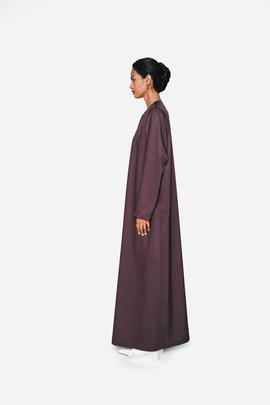 ROUND-NECKLINE PADDED SHOULDERS