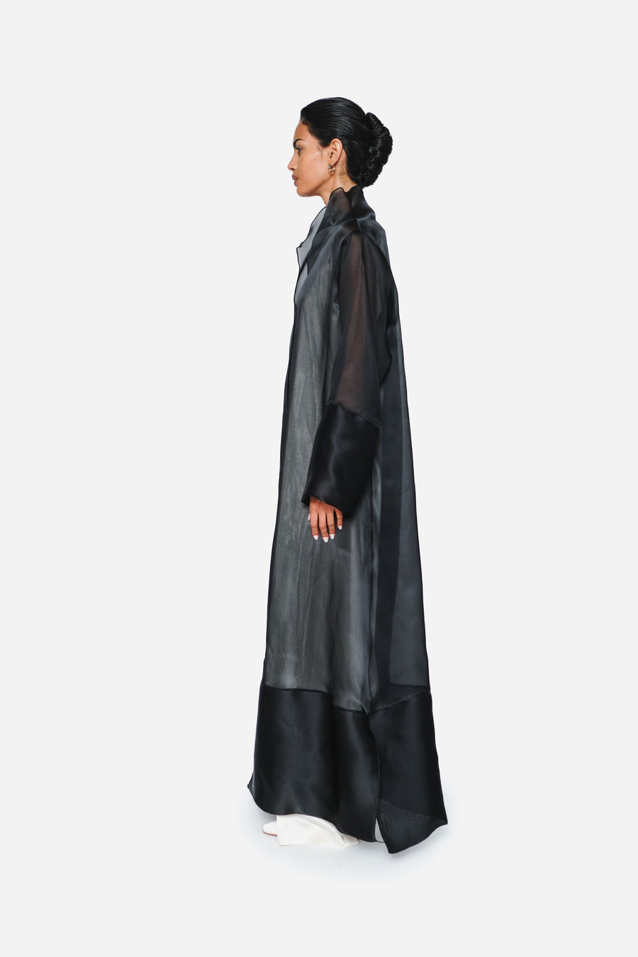 THE ORGANZA ROBE