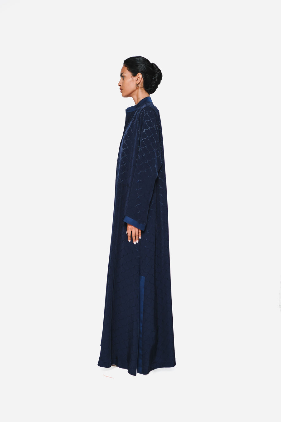 INVERTED SEMI-CIRCLE ABAYA