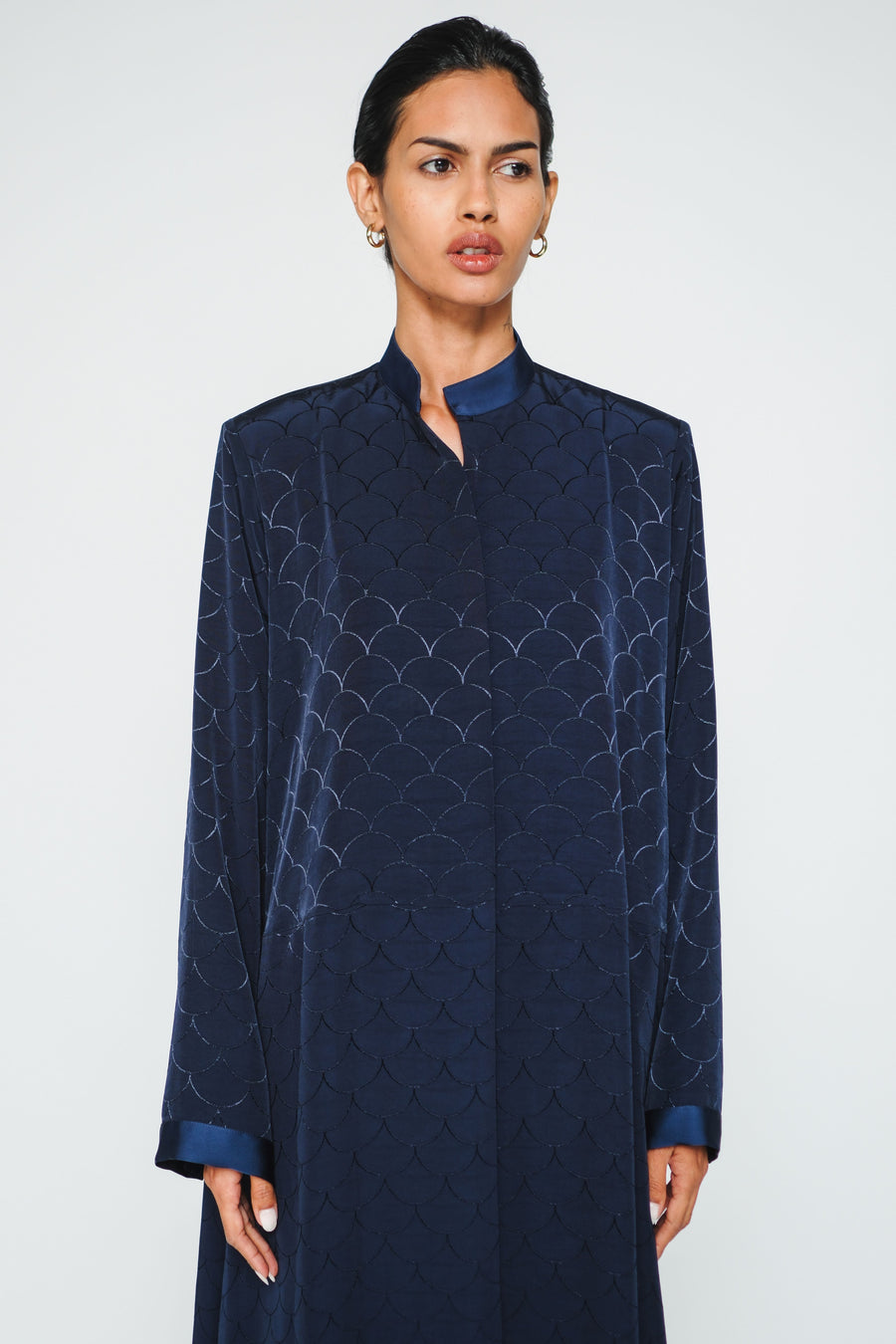 INVERTED SEMI-CIRCLE ABAYA